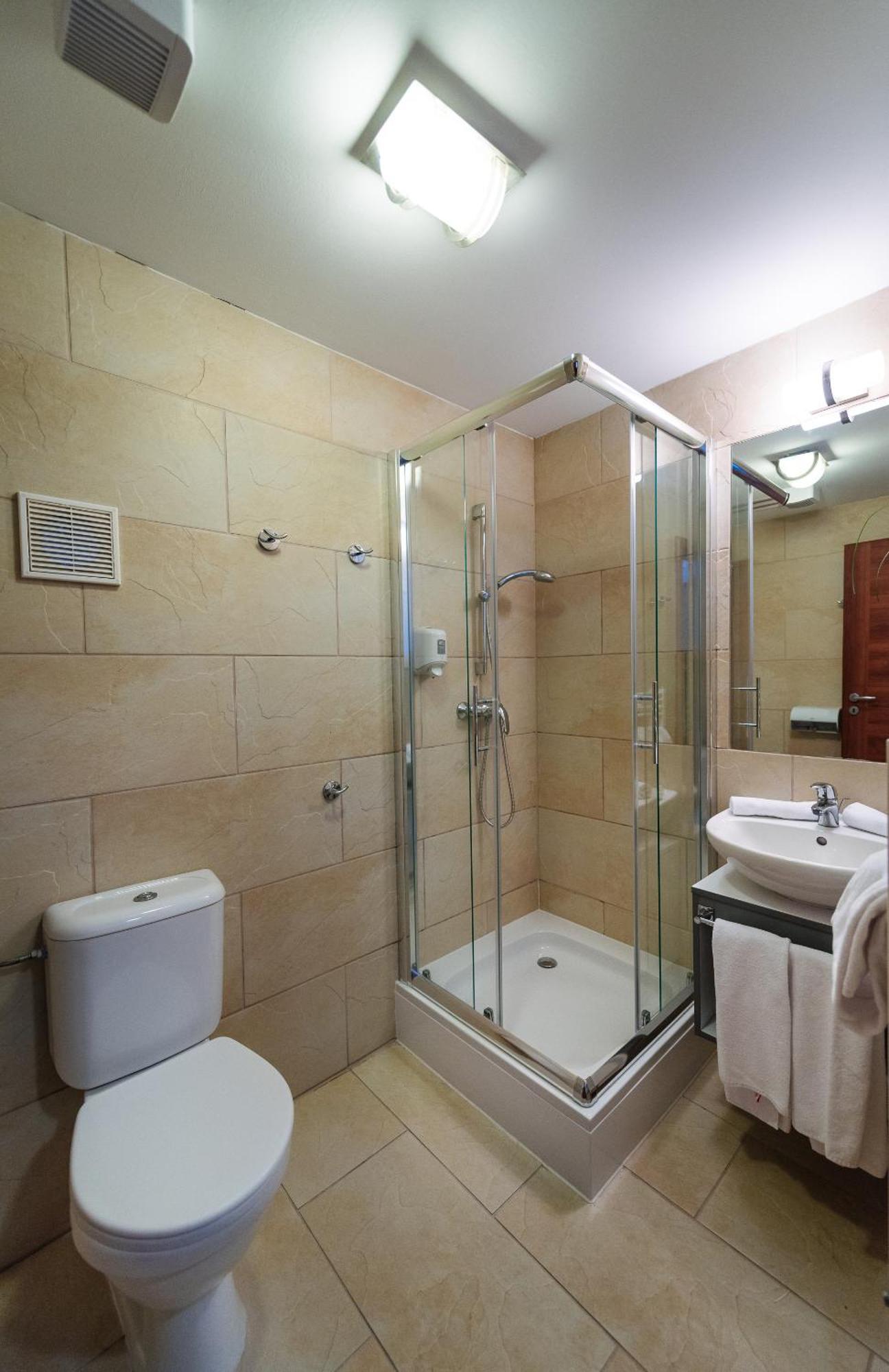 Hotel Yacht Wellness & Business Siófok