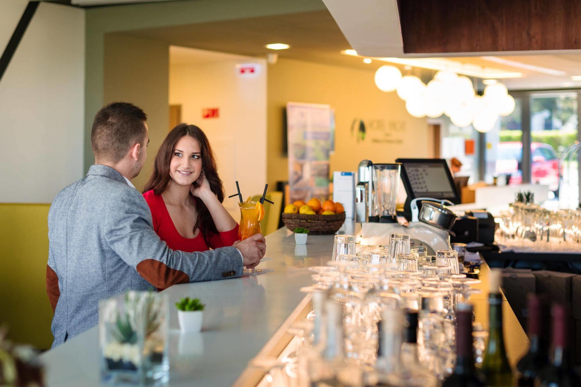 Hotel Yacht Wellness&business 4*