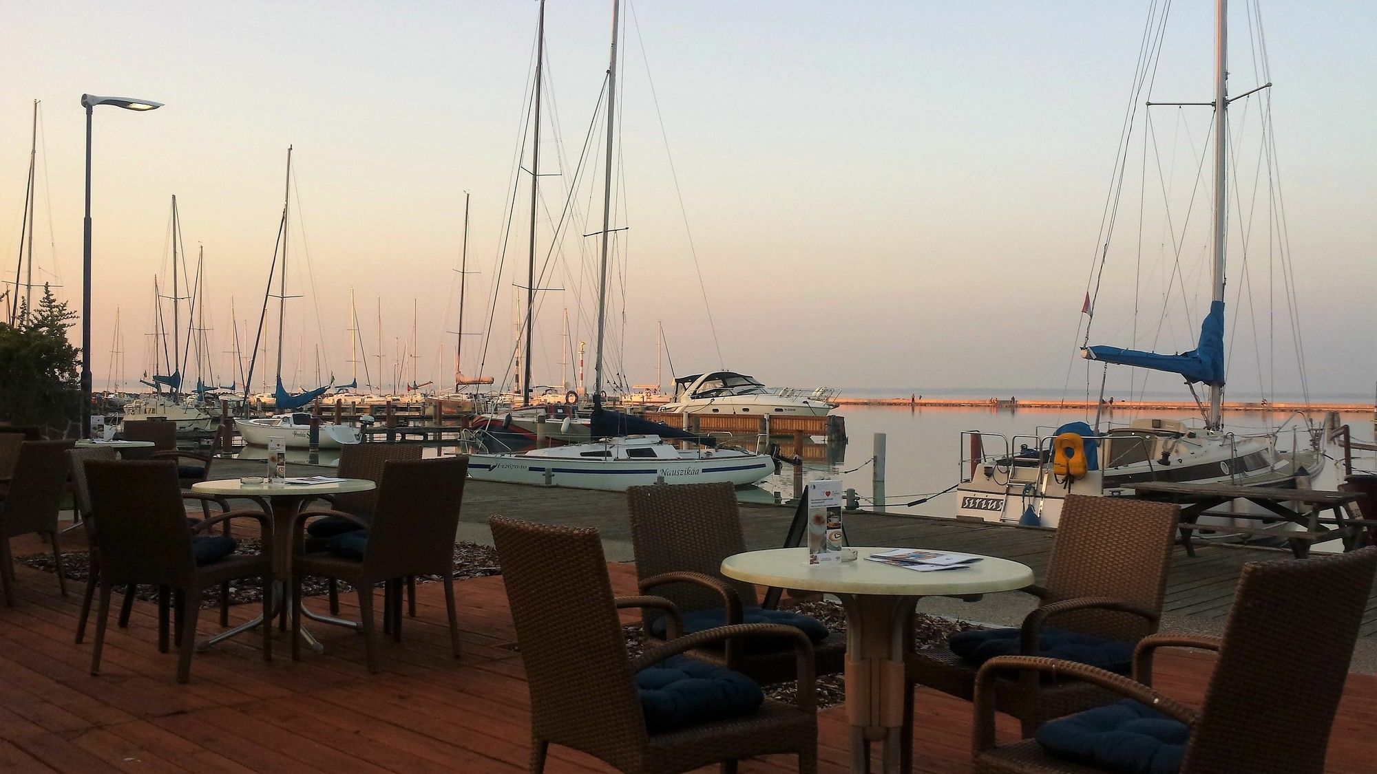 Hotel Yacht Wellness & Business