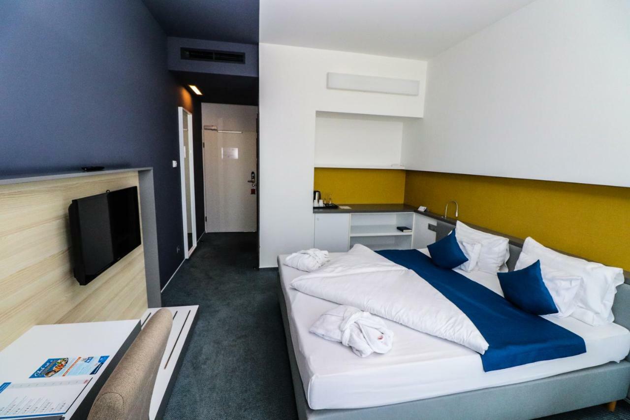 Hotel Yacht Wellness & Business Siofok
